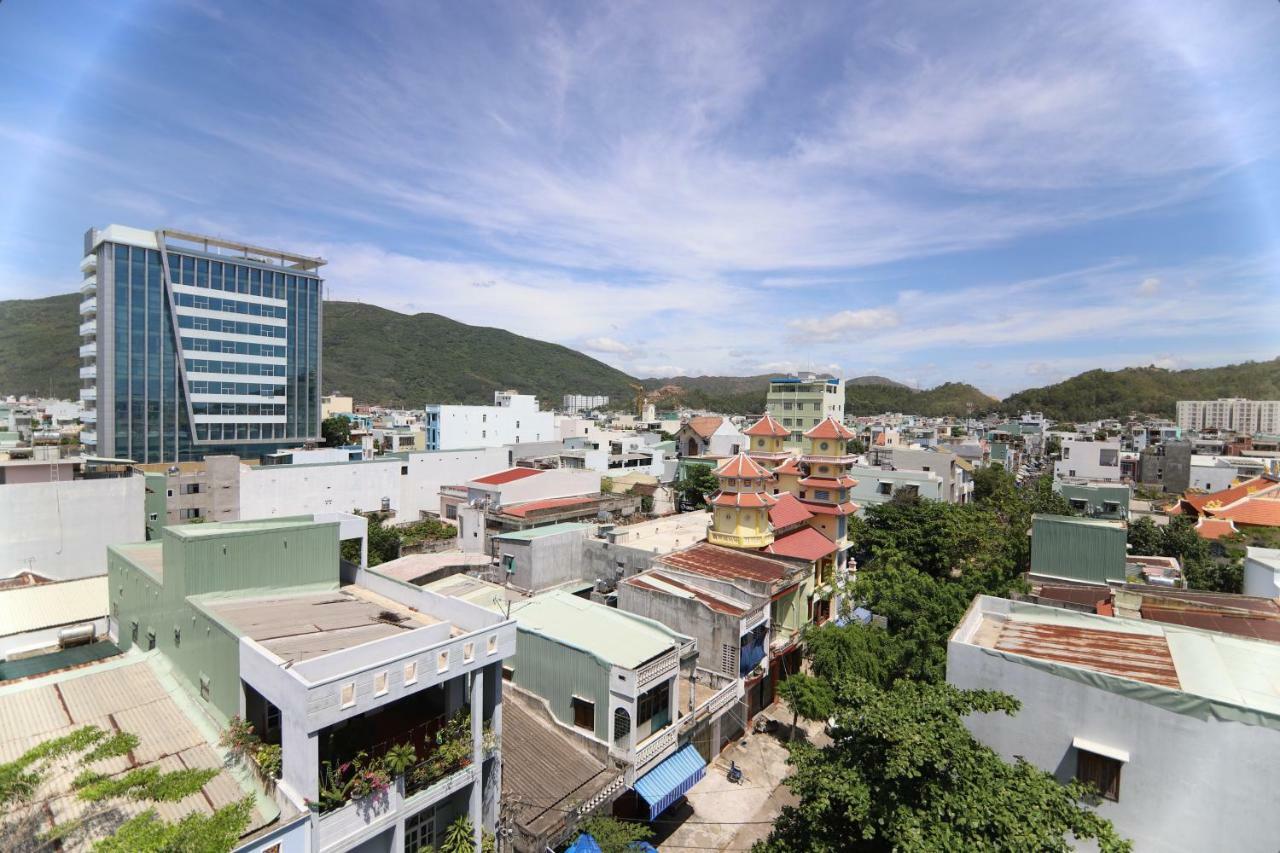 Tan Hoang Gia Hotel Quy Nhon Exterior foto