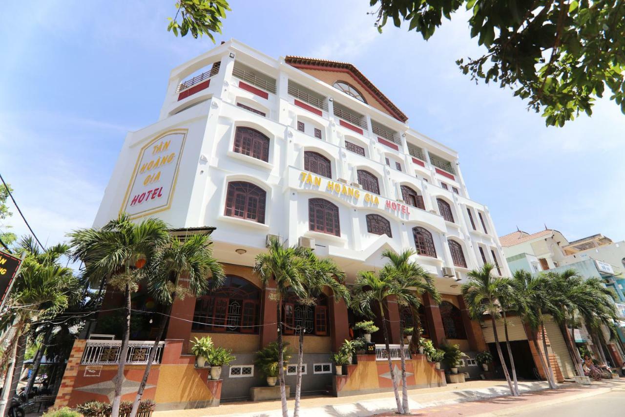 Tan Hoang Gia Hotel Quy Nhon Exterior foto